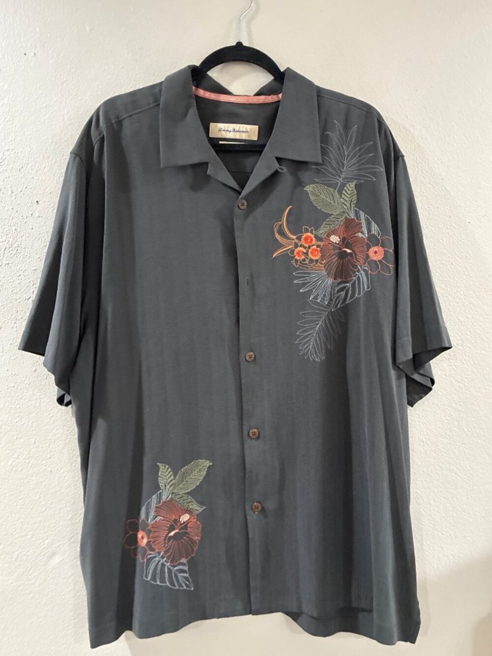 Tommy Bahama Mens silk grey embroidered floral camp shirt original fit size XXL